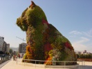Bilbao Baskenland: Blumenhund vor dem Guggenheim Museum