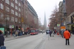 Blick vom Hamburger Hauptbahnhof auf die Mönckebergstraße